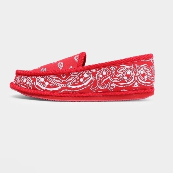 Goat Crew New In Box Red White  Bandana House Shoes Slippers Size 11 main image 11